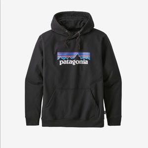 Men’s black Patagonia hoodie